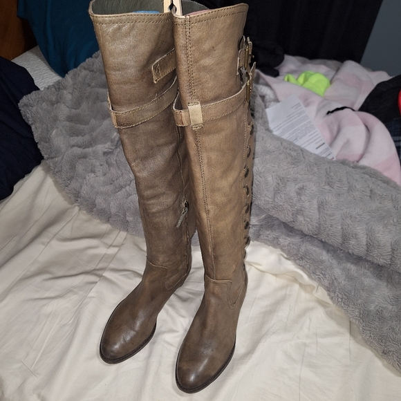 Sam Edelman LEATHER boots.  Size 7.5 - Picture 2 of 8